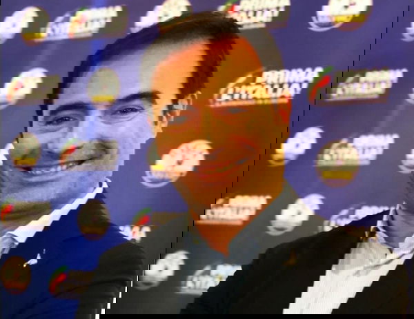 La gaffe del sottosegretario leghista all’Istruzione: cita Dante ma è Topolino