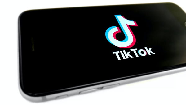 TikTok negli Usa punta sull’ecommerce mentre Biden decide della sua sorte