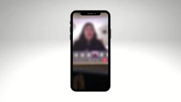 Il video tutto sbagliato dell’esame in DAD, della studentessa e della mamma