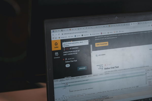 La notifica su telefono che fa capire a un criminale di essere sorvegliato