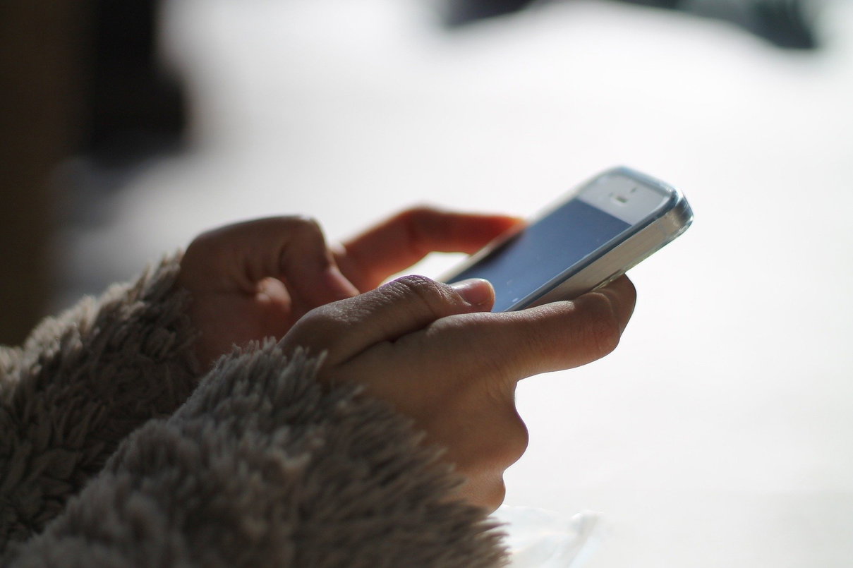 Revenge porn, portiamo la sentenza per il caso della maestra di Torino anche fuori dai tribunali article-post