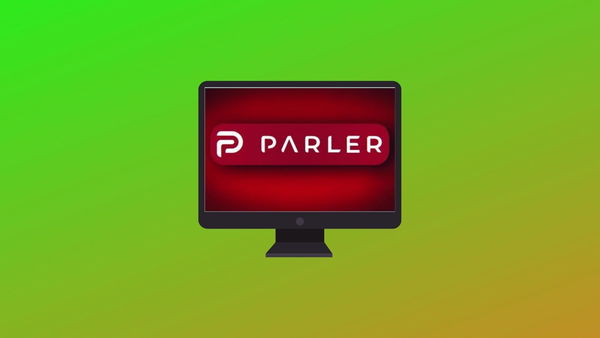 Parler torna online dopo un mese