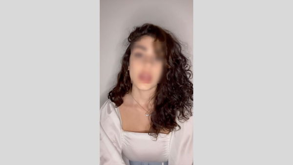 Federica, 16 anni, vittima di revenge porn: «Screenshot di un mio video su TikTok modificato e messo su Telegram»