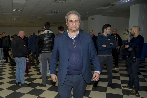 Twitter blocca gli account di Forza Nuova e di Roberto Fiore