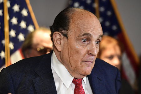 YouTube ha sospeso (di nuovo) Rudy Giuliani article-post