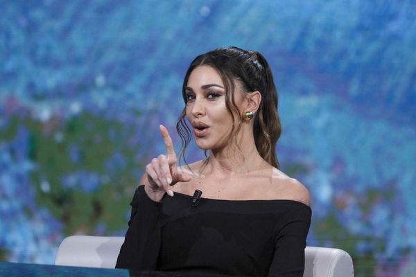 Belen e le nozze? Ancora no