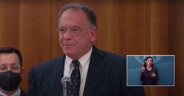 Ci voleva Cecchi Paone per parlare con Draghi di digitalizzazione | VIDEO