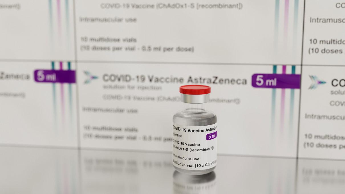 Il fact-checking sugli effetti collaterali dei tre vaccini anti-covid disponibili in Italia article-post
