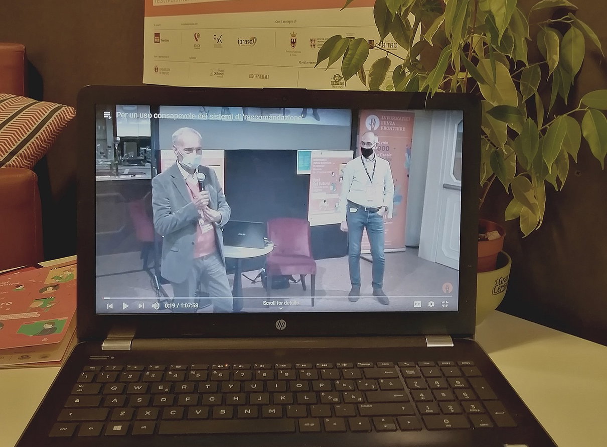 Così la pandemia ha aumentato il digital divide degli italiani article-post