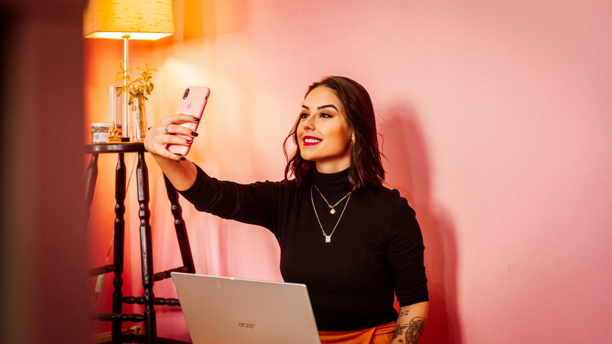 La rivolta delle beauty influencer contro i filtri di Instagram article-post