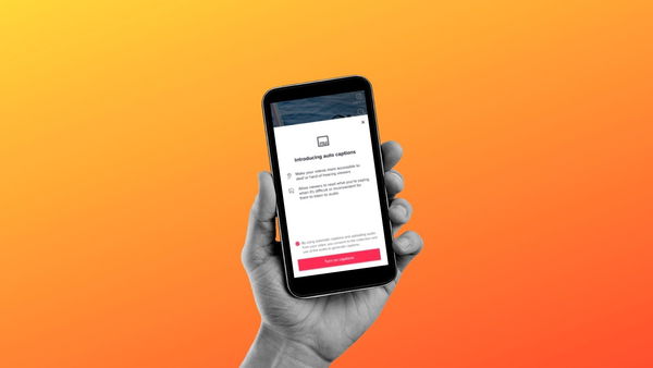 TikTok diventa più inclusivo con il generatore automatico di sottotitoli