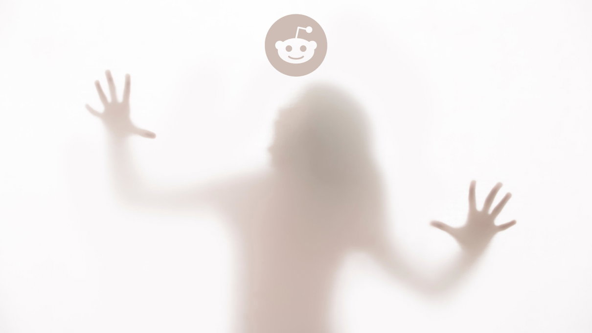 Una donna ha accusato Reddit: «Non ha fatto nulla per eliminare le foto da minore postate da un mio ex» article-post