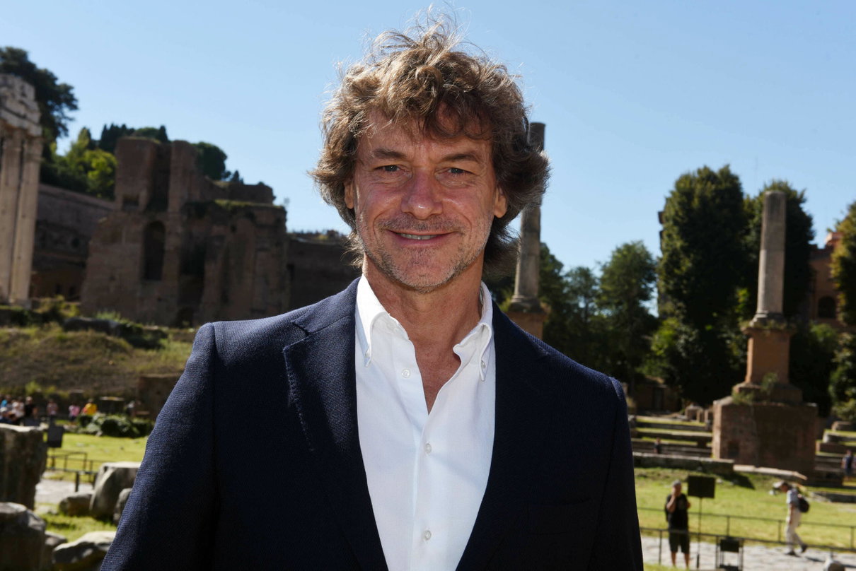 Deve intervenire (ancora) Alberto Angela per chiarire che Ulisse non è mai stato sospeso article-post