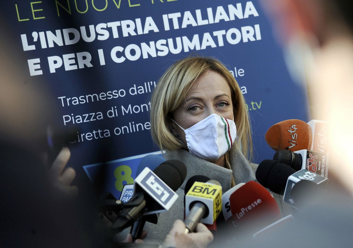 Per Meloni scatta l’insidacabilità parlamentare su una querela per aver usato la parola «truffatore» sui social article-post