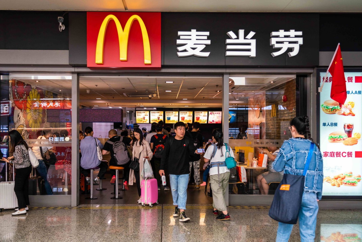 Sull’onda lunga della bufala del bollino rosso, ricicciano la bufala della carne umana usata al McDonald’s article-post