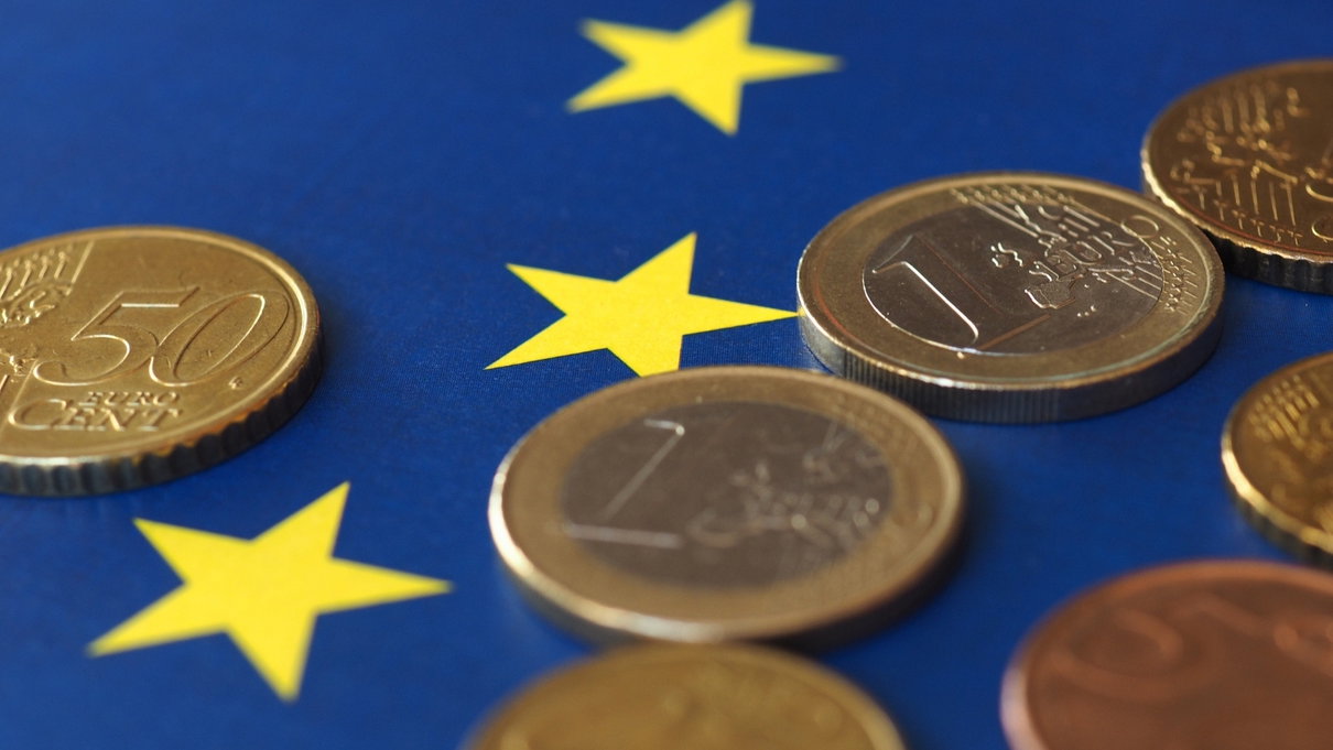 Tra qualche anno l’euro potrebbe diventare anche digitale article-post
