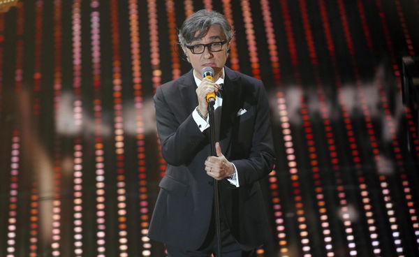 Il vergognoso sciacallaggio no vax anche sul malore di Gaetano Curreri