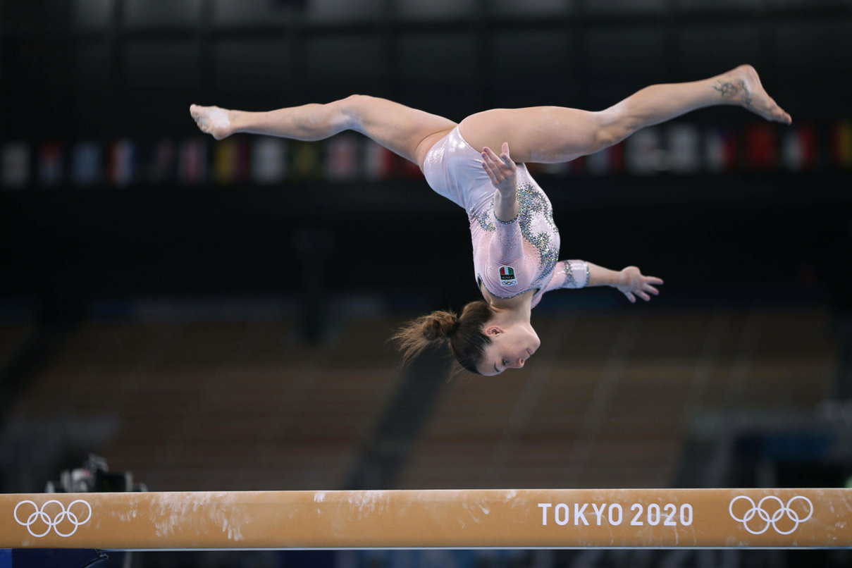 L’Italia scrive la storia della ginnastica artistica, ma la Rai fa vedere in diretta solo l’ultimo esercizio article-post