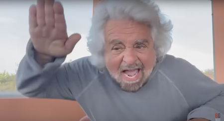 M5s, Grillo: «Sospeso voto su direttivo, mediazione su Statuto» article-post