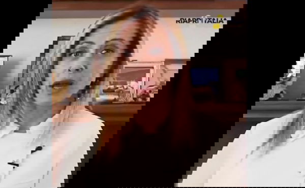 Davvero Giorgia Meloni «era favorevole al green pass» ad aprile, mentre adesso non lo è?