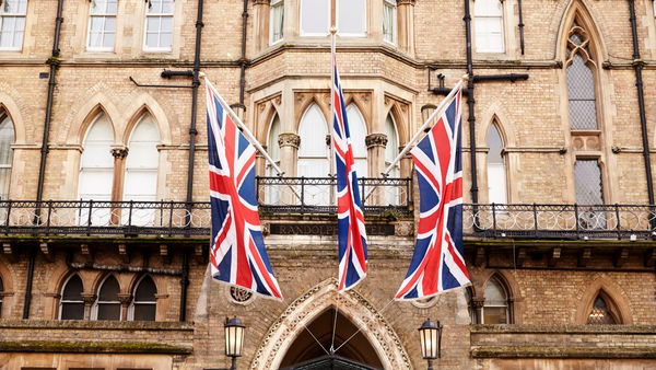 Il danno del mancato debug social sulla news del “60% dei ricoverati vaccinati in UK”