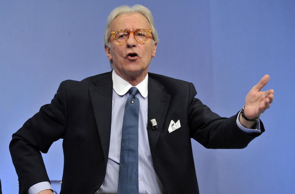 Feltri contro Sallusti per i giornalisti licenziati: «Anche io peso morto a Libero, a Sallusti sto sul gozzo»