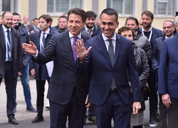 Che fine hanno fatto gli account social di Luigi Di Maio?