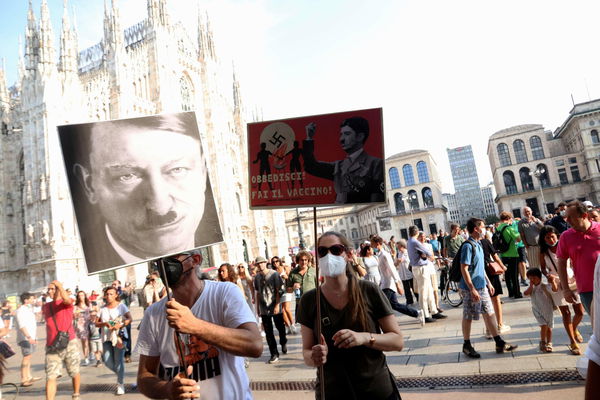 No vax: «Con gli estremisti serve confronto intelligente, che oggi nelle trasmissioni tv non esiste»