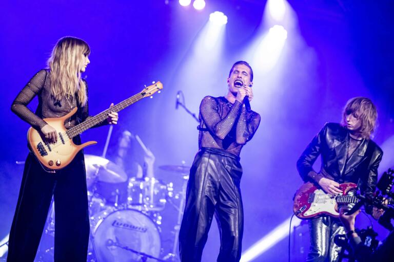 L'appello di Damiano dei Maneskin a Twitter | «Verificami l'account | troppe persone fingono di essere me» - Vimarsana News