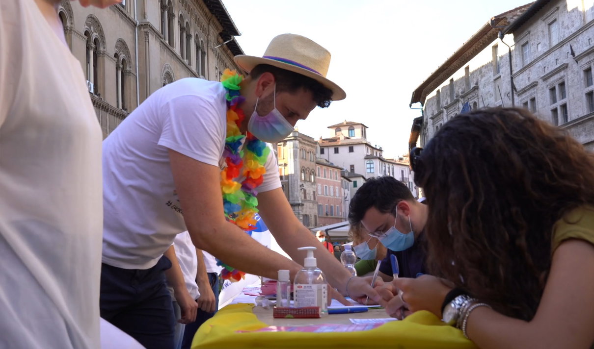 Firma digitale per i referendum, uno dei passi che mettono fine al «sabotaggio da parte della politica italiana» article-post