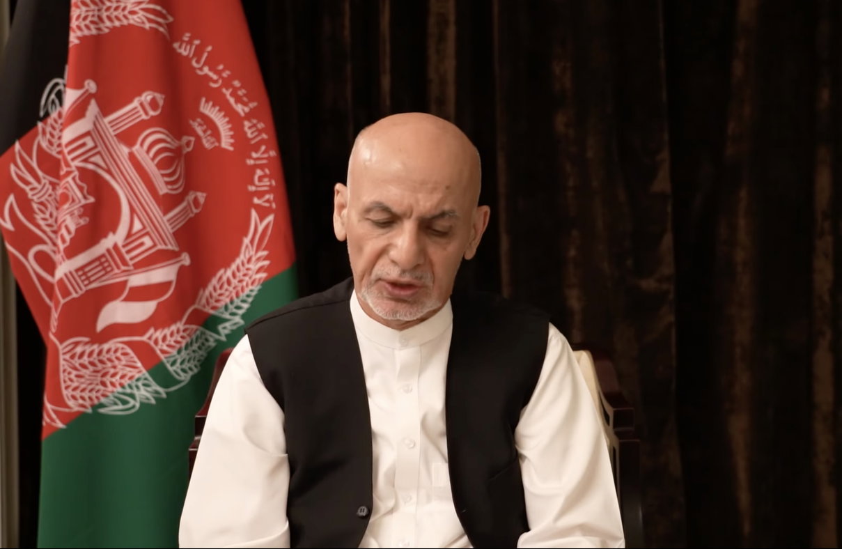 L’ex presidente afghano denuncia un attacco hacker dopo un messaggio social pro-talebani article-post