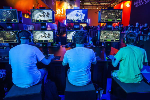 Cina, stop temporaneo a nuovi giochi online