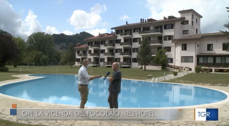 No, in un hotel di Opi (Abruzzo) non c’è stato un focolaio Covid di dipendenti vaccinati article-post