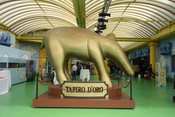 Tapiro d’oro, la replica di Striscia sul caso Ambra Angiolini