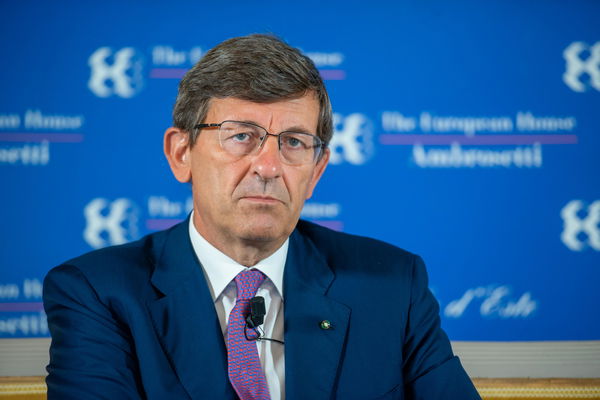 Spazio, Colao e Le Maire firmano accordo Italia-Francia