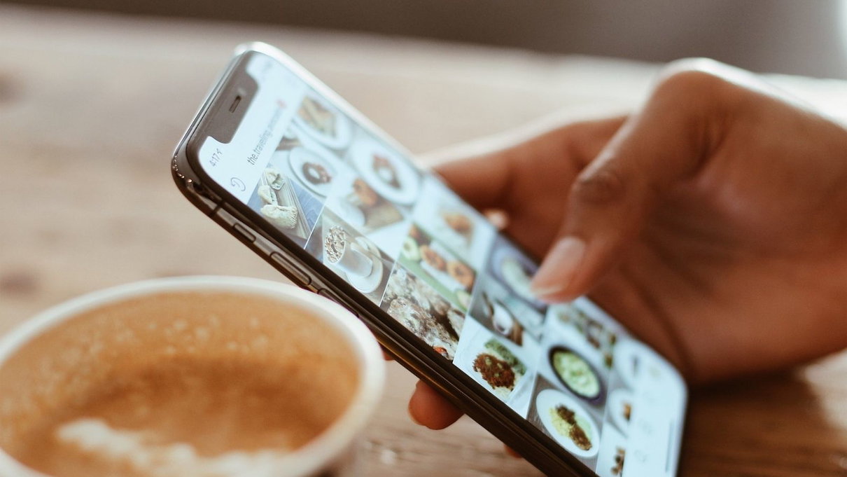 Facebook citato in giudizio per aver copiato la funzione boomerang di Instagram article-post