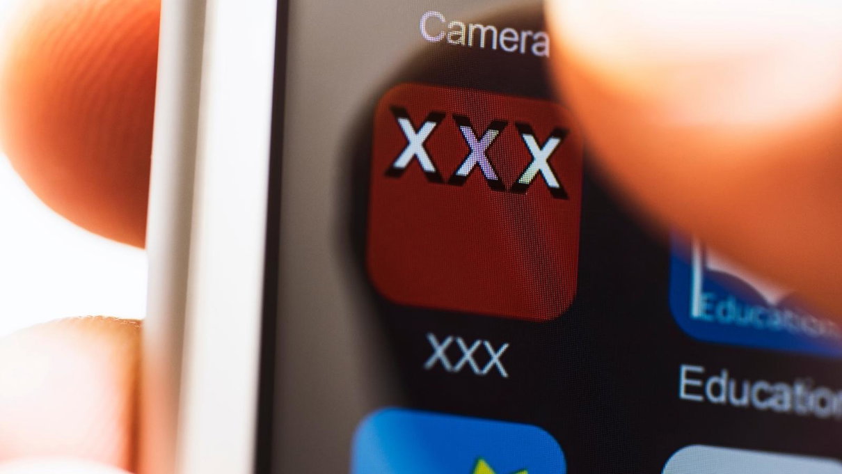 Le vittime di “GirlsDoPorn” saranno risarcite con 18 milioni di dollari article-post