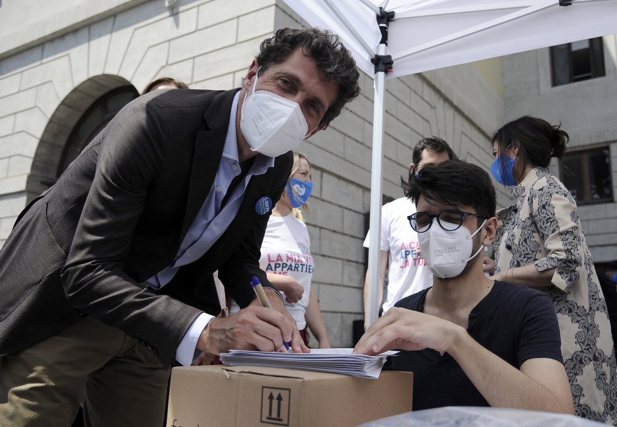 Riccardo Magi: «Bocciatura firme digitali per le liste? I partiti vogliono che la procedura resti nell’oscurità» article-post