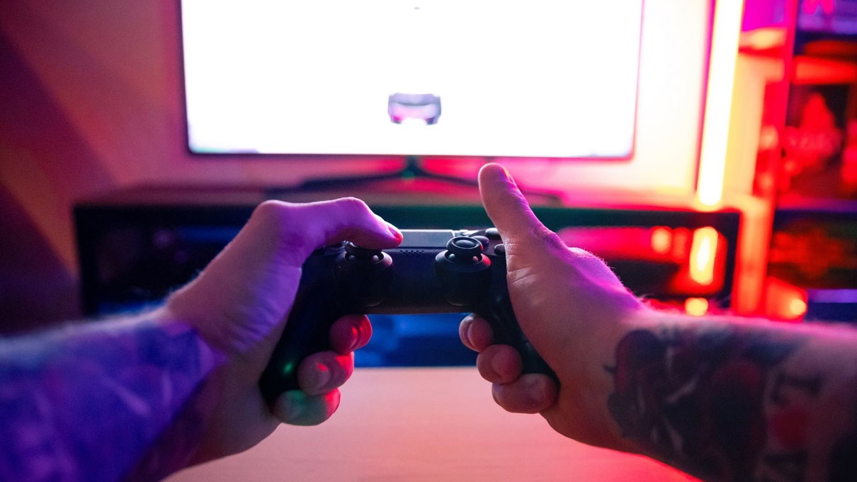 Tutti gli step del down di Fortnite e il regalo promesso agli utenti che l’hanno sperimentato article-post