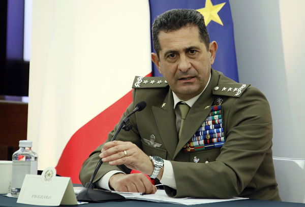 Tutti i docenti dovranno indossare in classe mascherine FFP2 o FFP3?