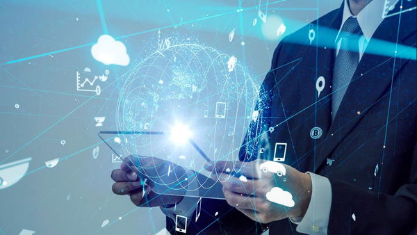 Negli ultimi due anni sono cresciute le piattaforme online per richiedere bonus e sussidi