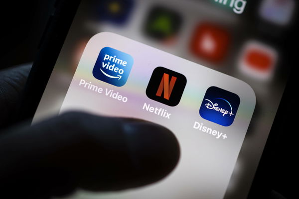 Disney+, conti e ricavi oltre le attese con i parchi divertimento