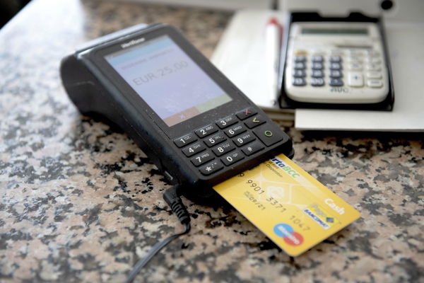 E-commerce, centinaia di siti intrappolati con il malware