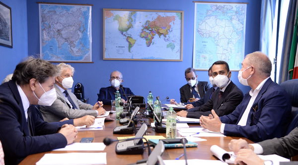 Questione Russia-Ucraina e i riflessi in Italia: «Parificare attacchi hacker ad attacchi terroristici»