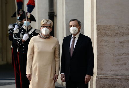 Gli stati europei che hanno chiesto a Meta, YouTube e Twitter di bannare la disinformazione filo-russa article-post