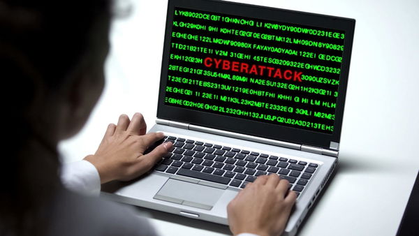 La macchina della guerra informatica russa ha un buco nella gomma?