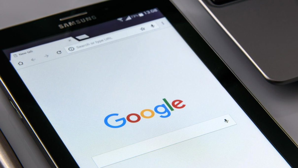 Google sta inviando avvisi di raid aerei sui telefoni Android in Ucraina article-post