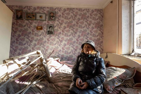 La guerra come se fosse Netflix: possibile che sui social (e sui siti di news) si parli di Kiev Mule e di compresse allo iodio? article-post