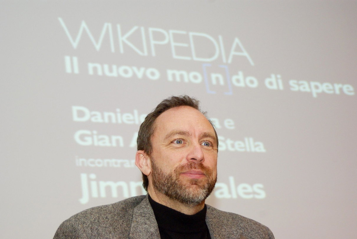 I russi stanno scaricando Wikipedia in massa in previsione di un possibile divieto article-post