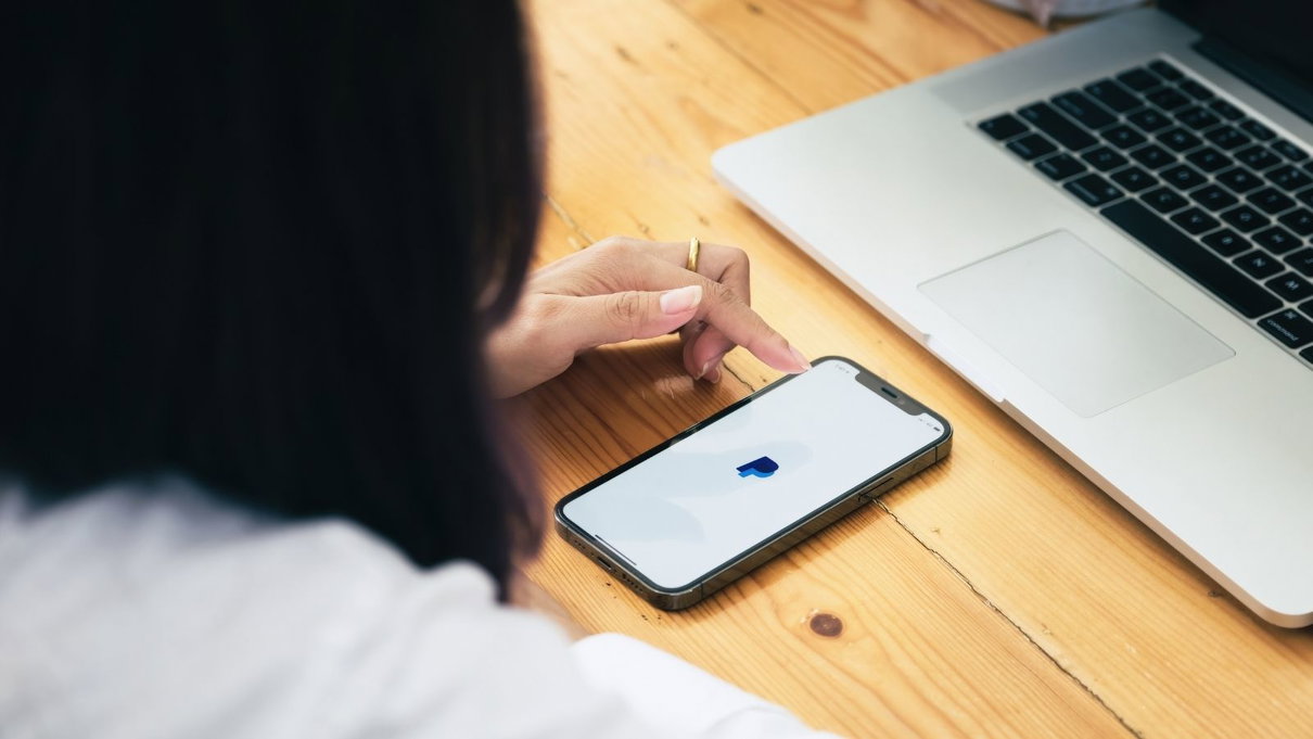 Anche Paypal sospende tutti i servizi in Russia e consiglia di ritirare i propri fondi article-post